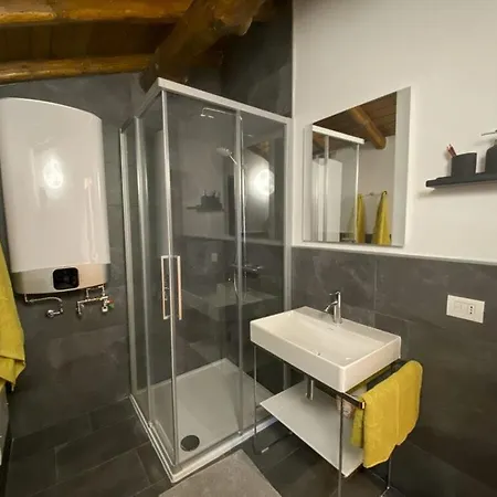 Casa Alba * Livo (Lombardy)