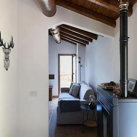 Casa Alba Livo (Lombardy)